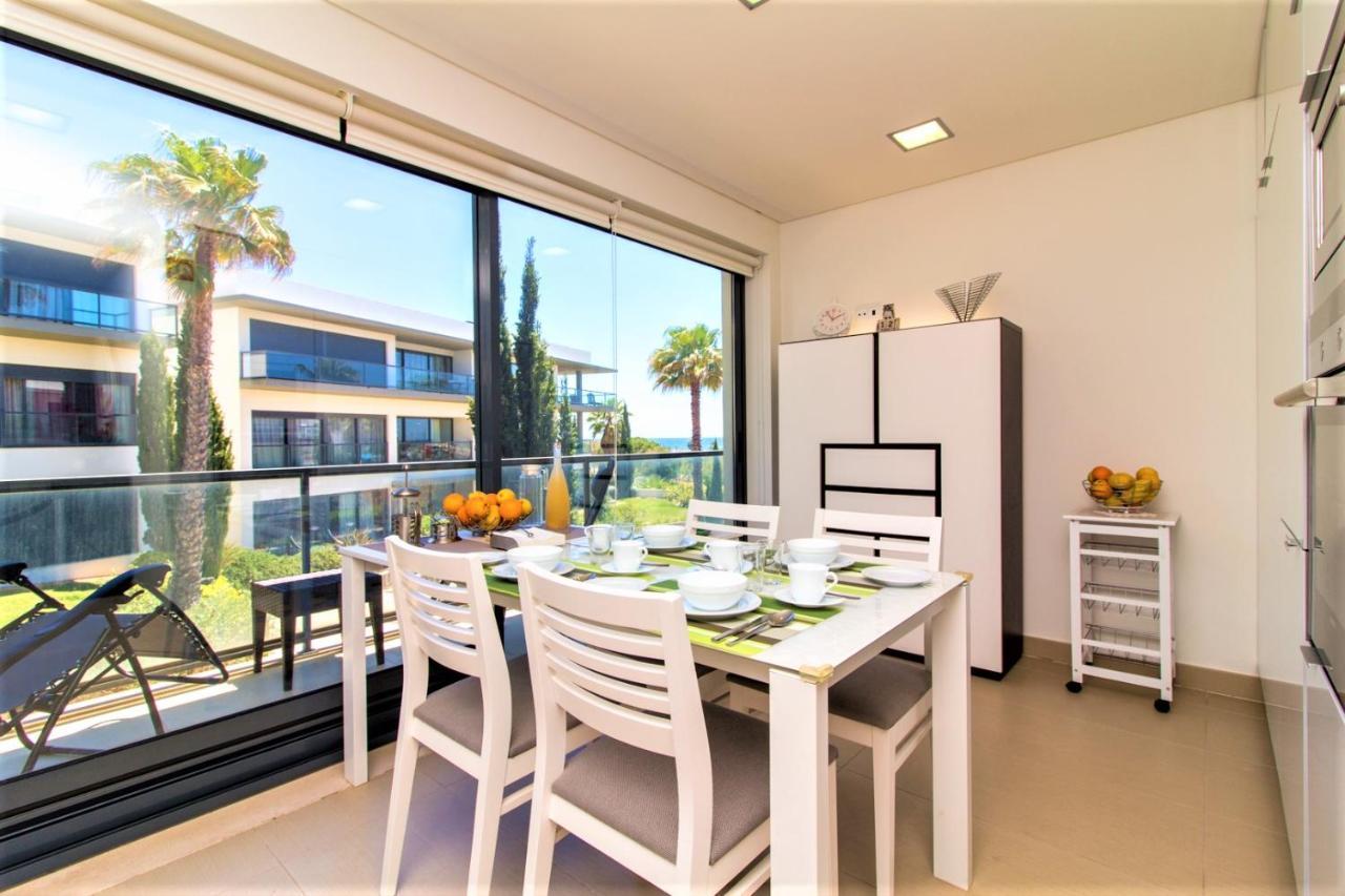 Apartamentos Cavalo Preto Beach Resort קווארטיירה מראה חיצוני תמונה